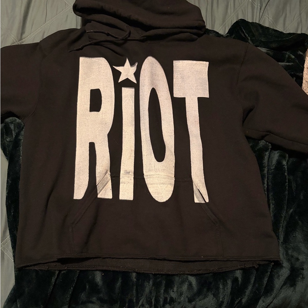 uvsailles riot black jacket size L